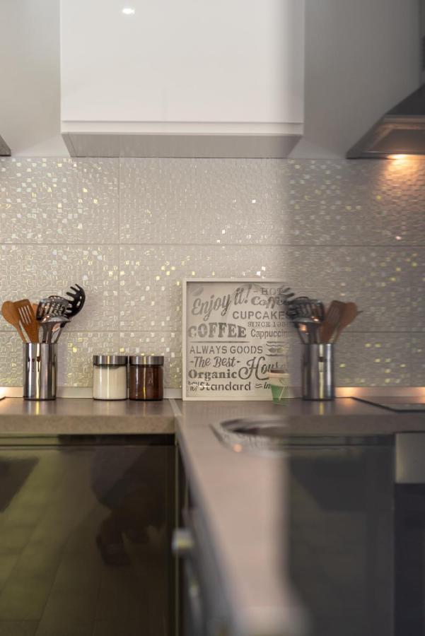 Apartment Ela Трогир Екстериор снимка